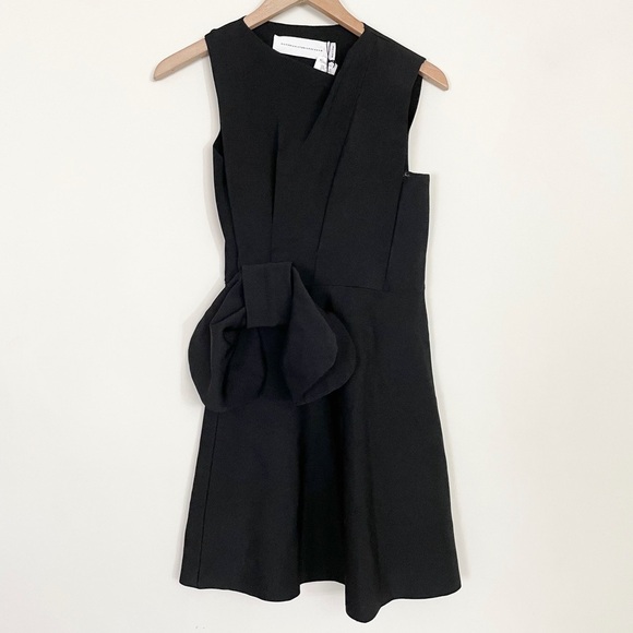 Victoria by Victoria Beckham Sleeveless Waist-Bow Mini Dress - Picture 2 of 16